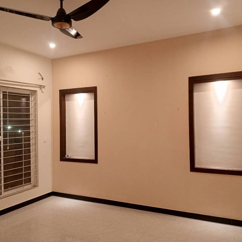 10 Marla Open Basement Portion Available For Rent G-13 4