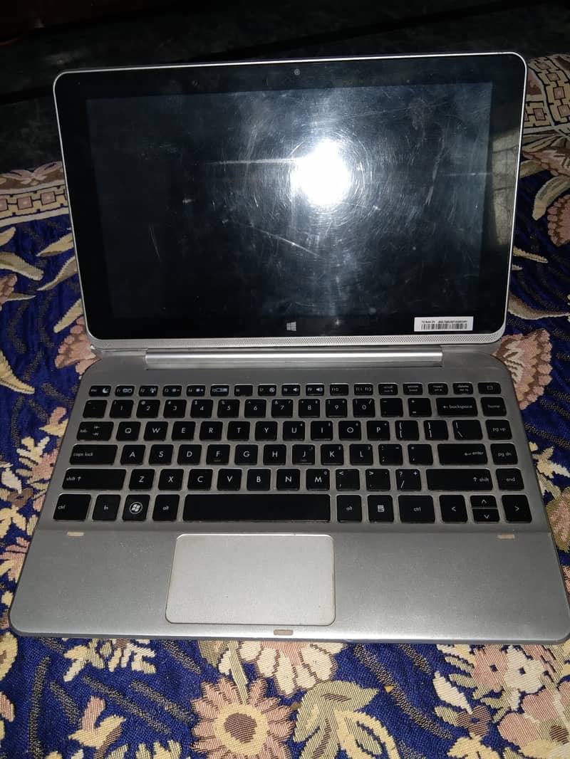 Haier Y11B Convertible Laptop 0