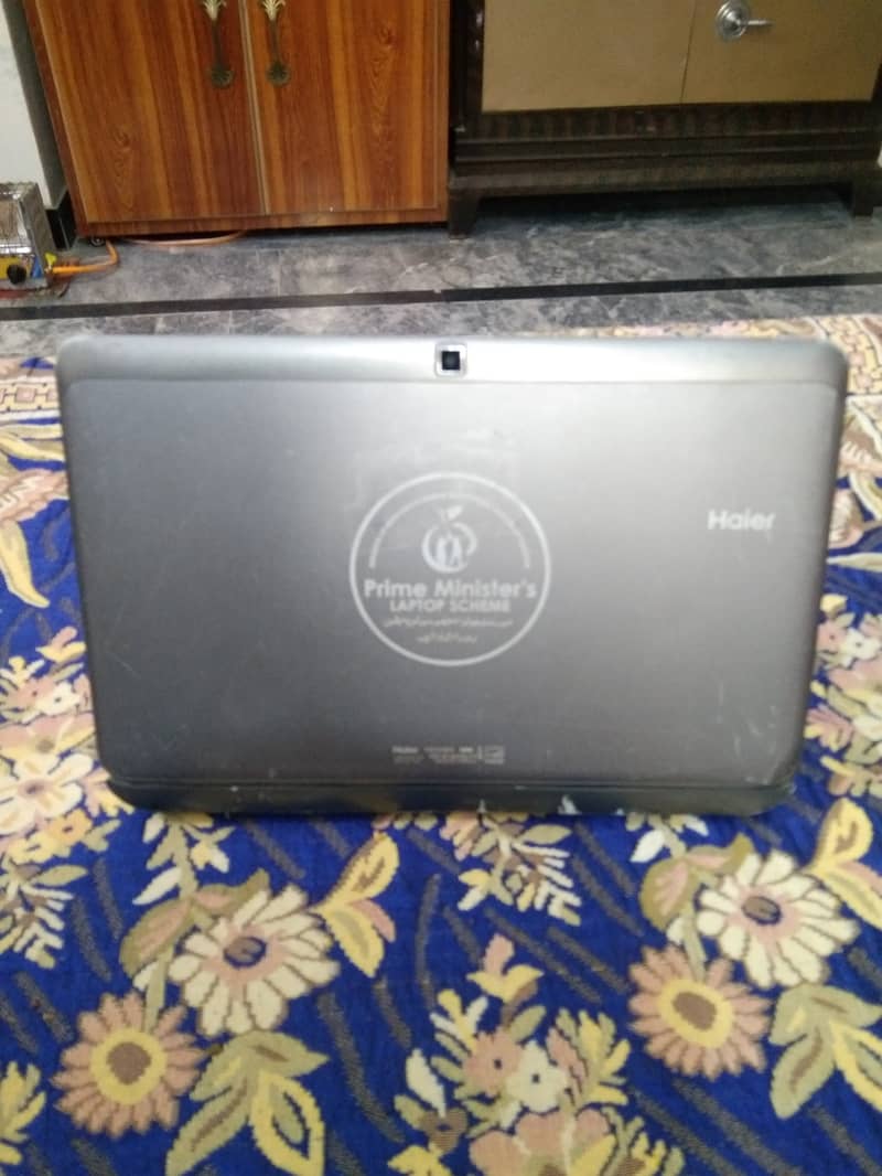 Haier Y11B Convertible Laptop 2