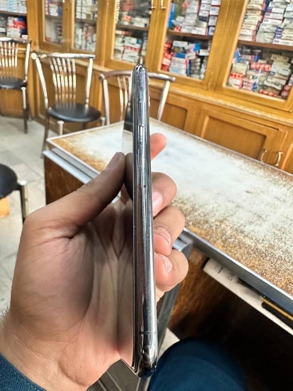 iphone 11 pro max pta approved 3