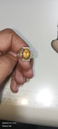 100% original Sri Lankan yellow sapphire (pukhraj)