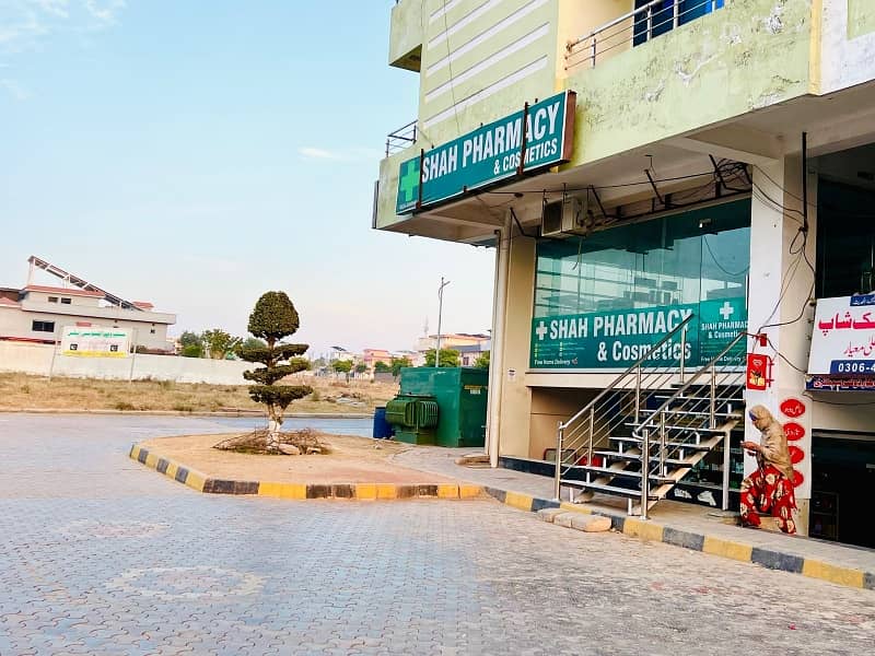 2 CORNER SHOP FOR SALE F-17 ISLAMABAD ALL FACILITY AVAILABLE CDA APPROVED SECTOR 2