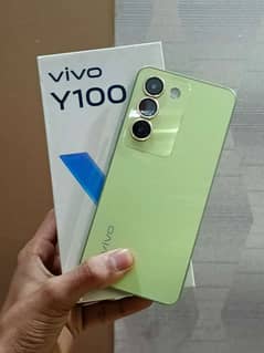 vivo y100