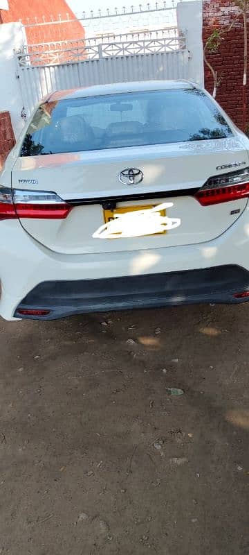 Toyota Corolla GLI 2015 total janiune 12