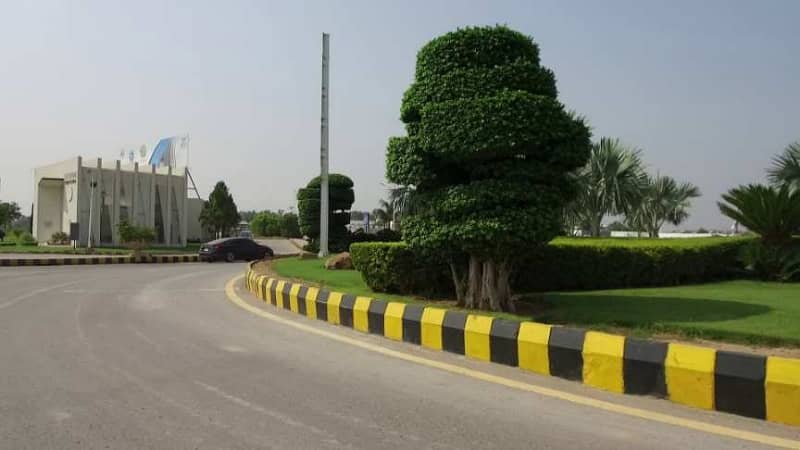 Gulberg Green 4 Kanal Farm House Plot On Investor Price 6