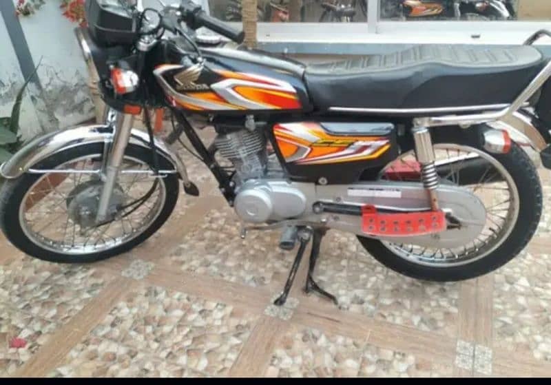 125 for sale contact me  03116525118 3