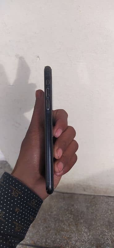 iphone XR 64 gb waterpack non pta 7