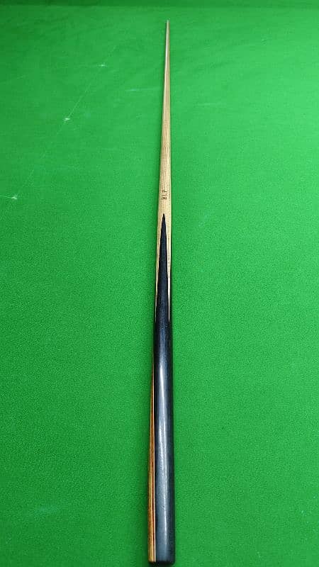 One piece snooker cue 0