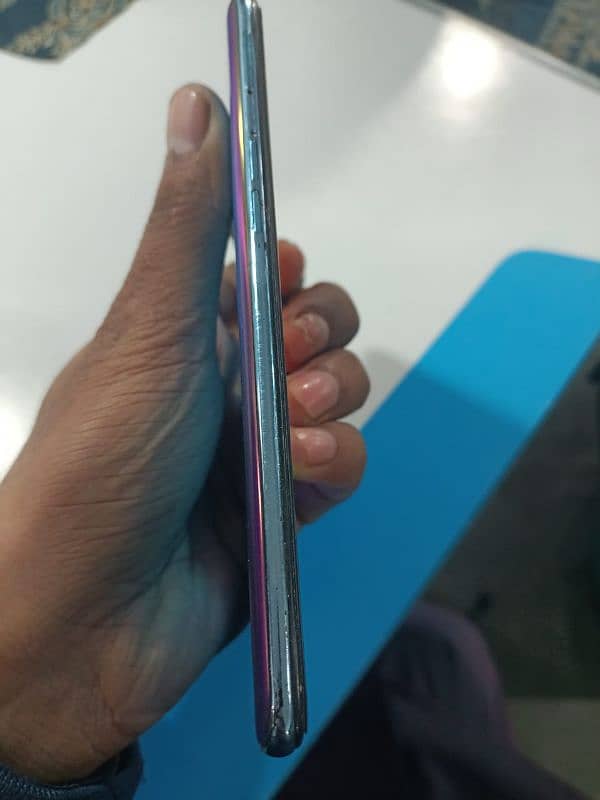 oppo f17 pro 4