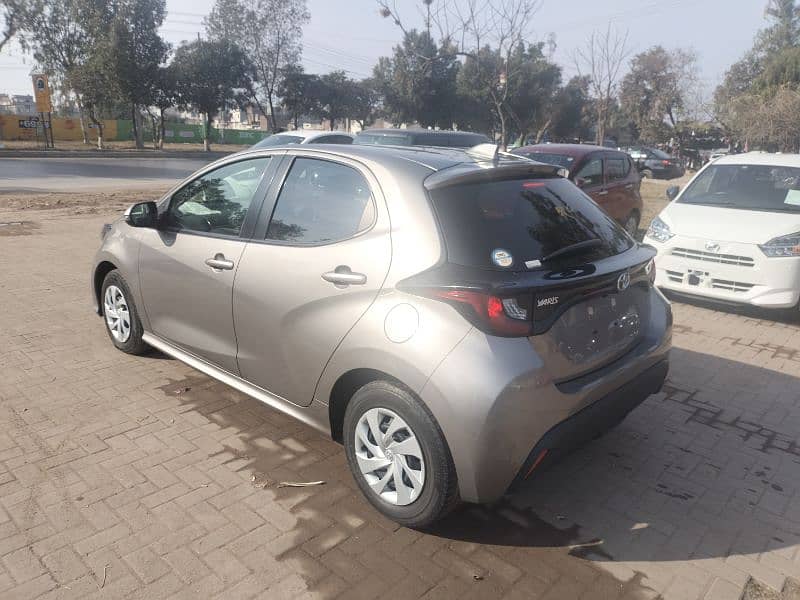 Toyota Yaris 2022 6