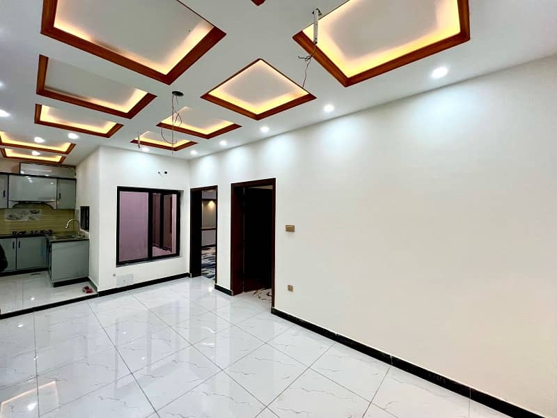 8 MARLA BRAND NEW HOUSE FOR SALE MULTI F-17 ISLAMABAD ALL FACILITY AVB 10