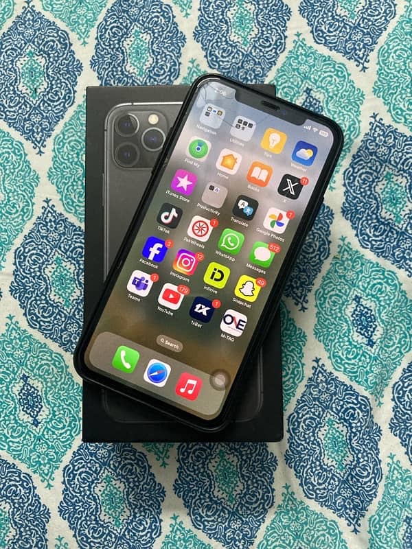 iphone 11 pro max 1