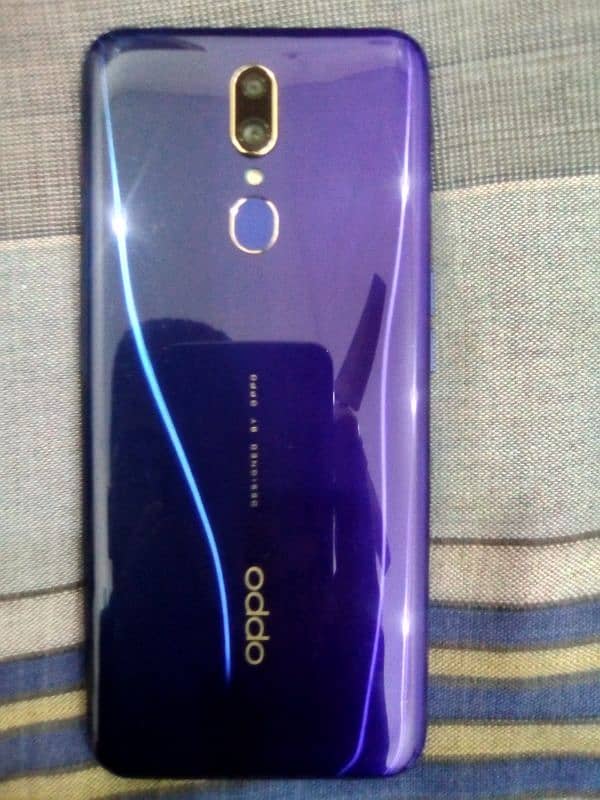 OPPO F11 1