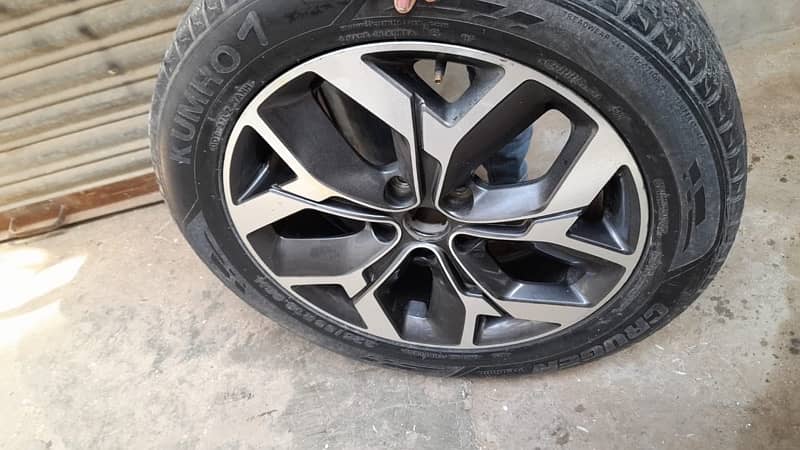 Kia sportage tyre 2