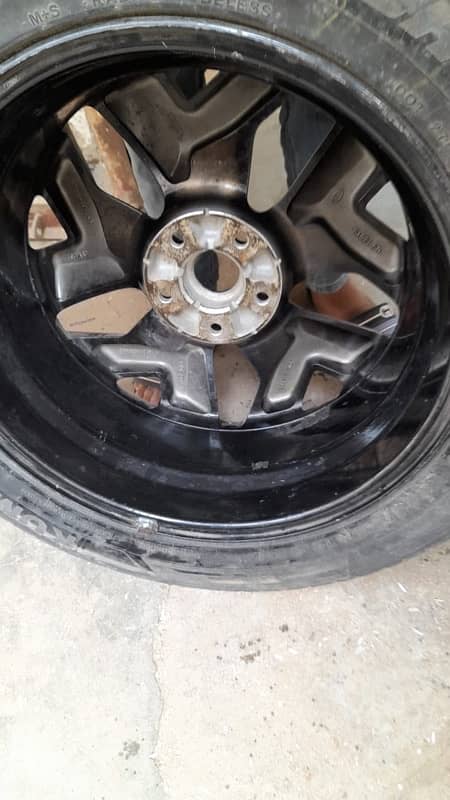 Kia sportage tyre 3