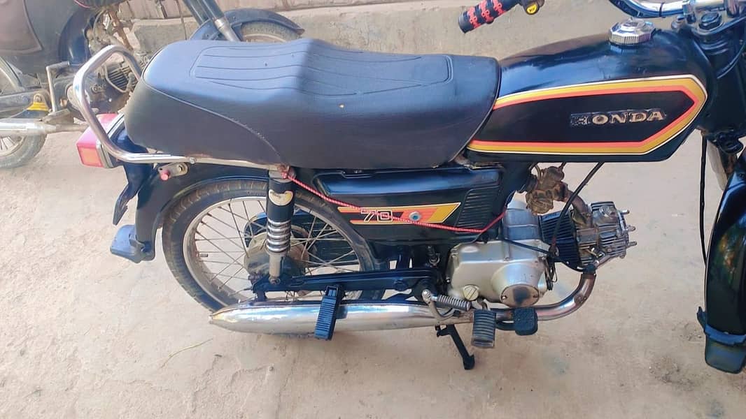 Honda CD-70 for Sale 3