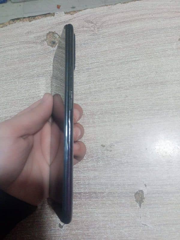 selling phone 0