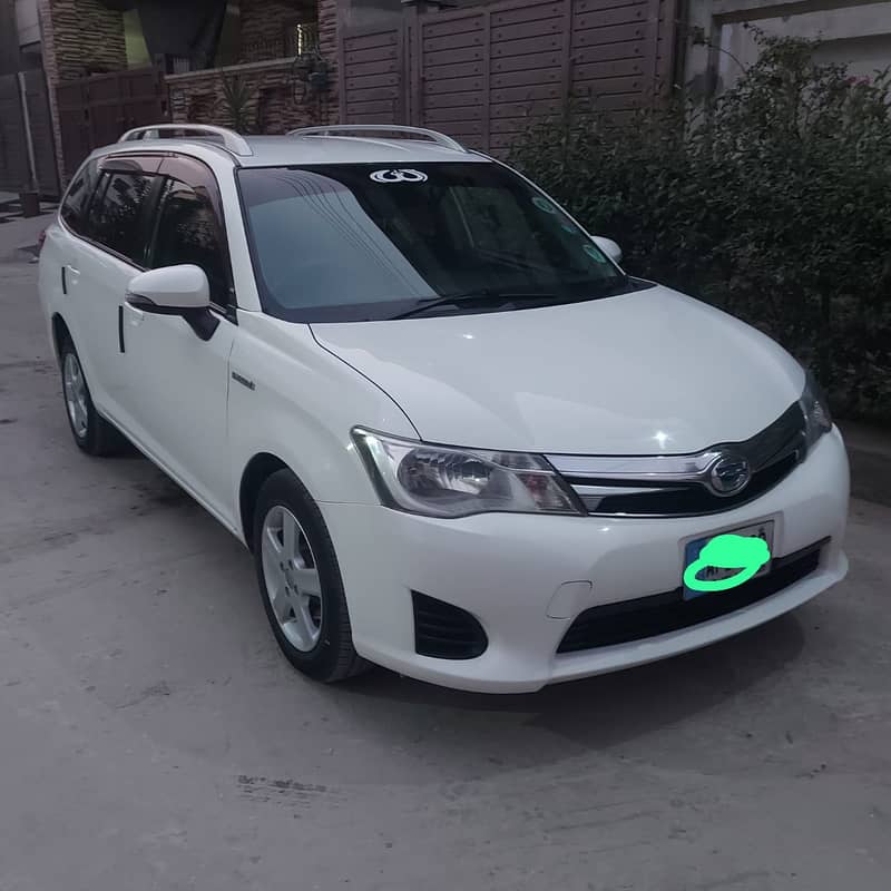 Toyota Corolla Fielder 2015  Reg. 2017 1