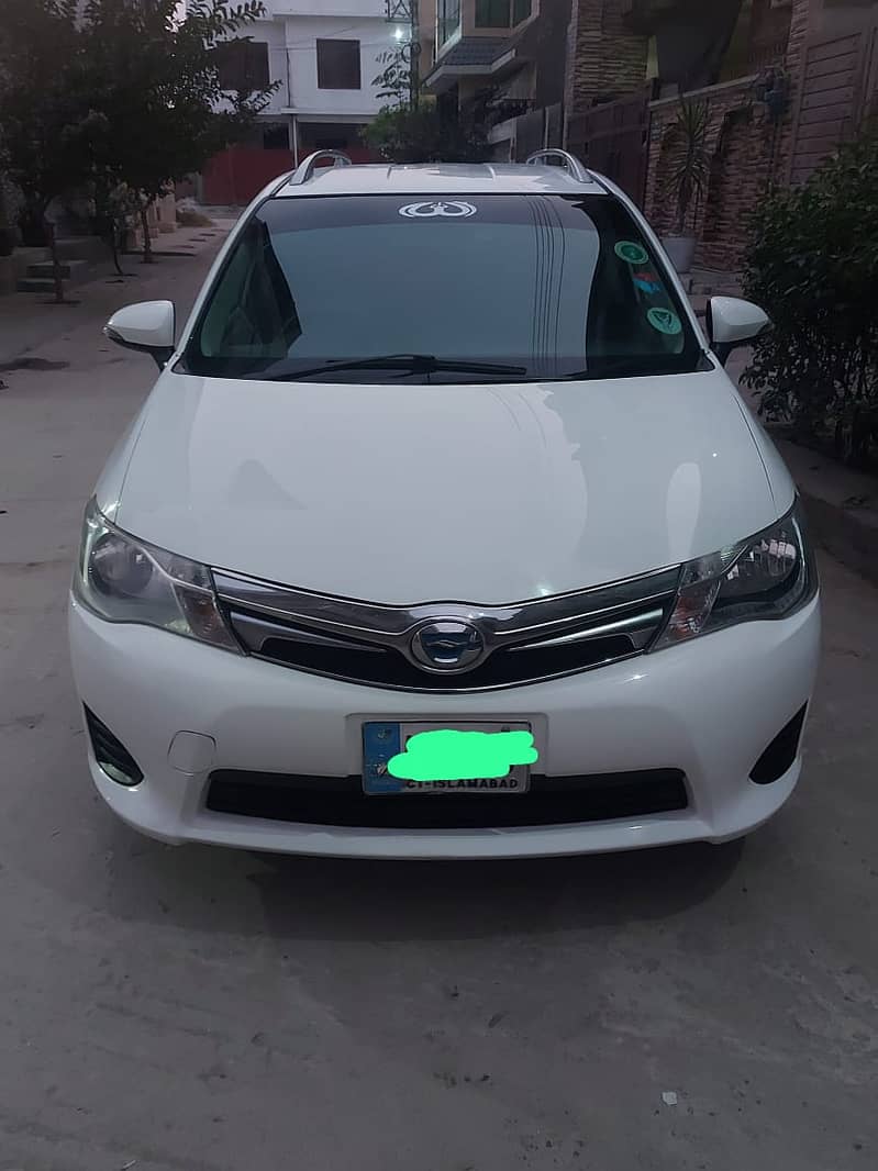 Toyota Corolla Fielder 2015  Reg. 2017 4