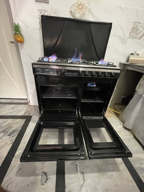 Double Oven Gas Stove – Excellent Condition! 3