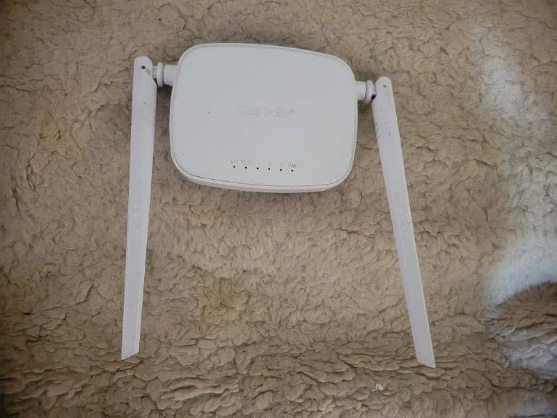 Tplink. Tenda Dlink 3