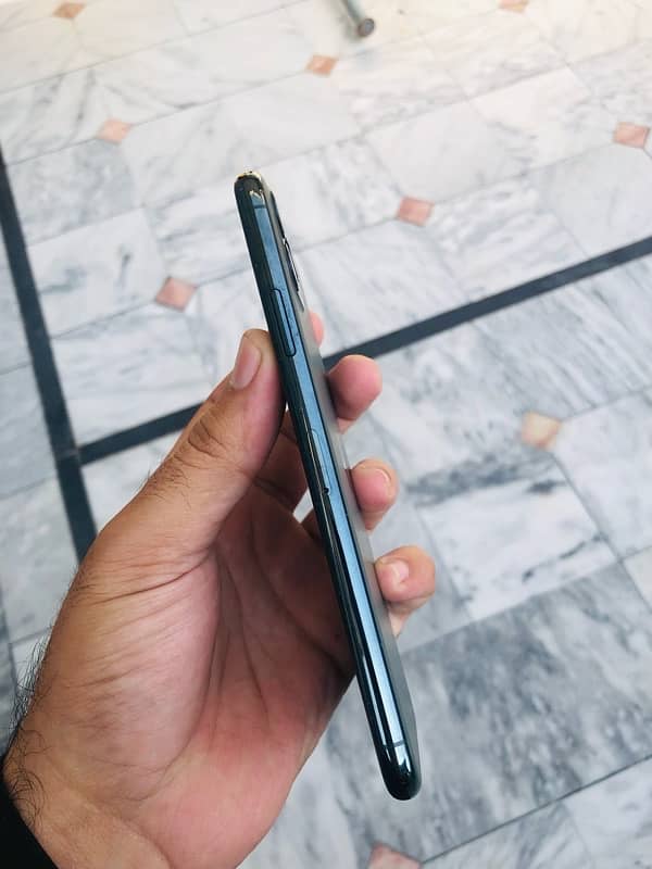 Iphone 11 Pro Max Non PTA 4