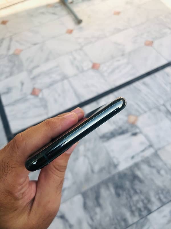 Iphone 11 Pro Max Non PTA 6