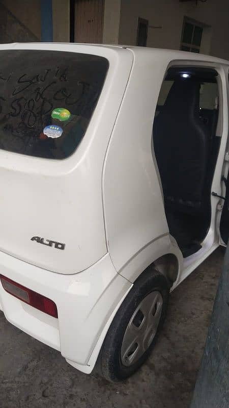 Suzuki Alto 2017 5