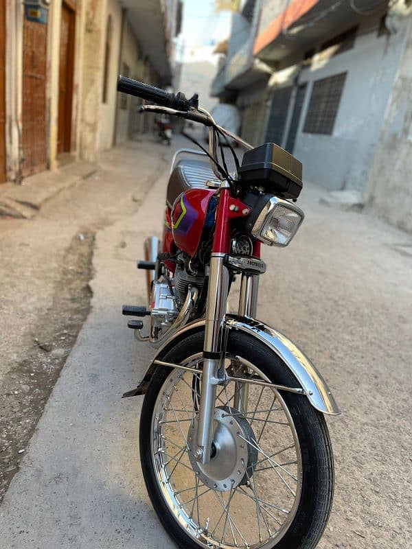 Honda cg 125 red clour 2