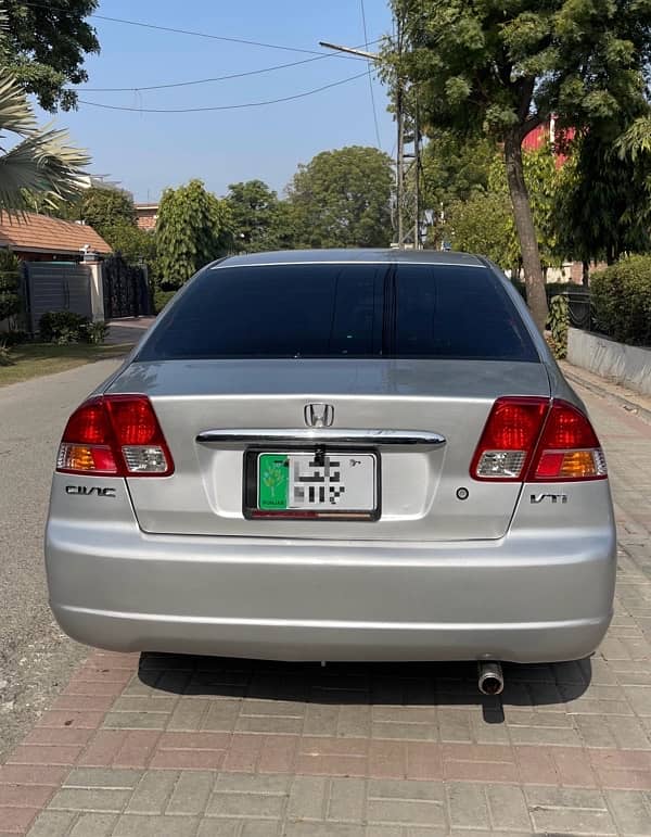 Honda Civic VTi 2004 3