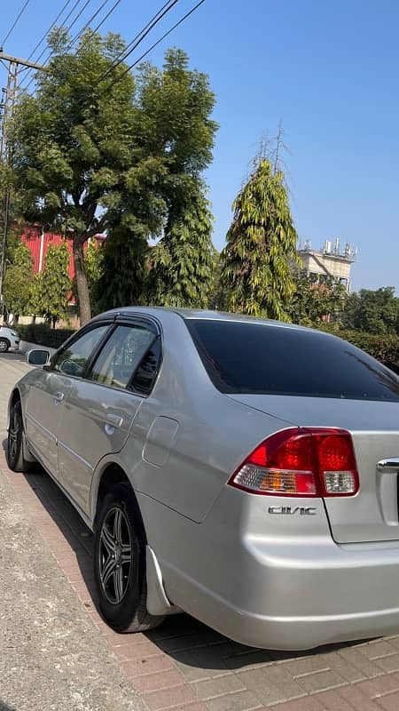 Honda Civic VTi 2004 4