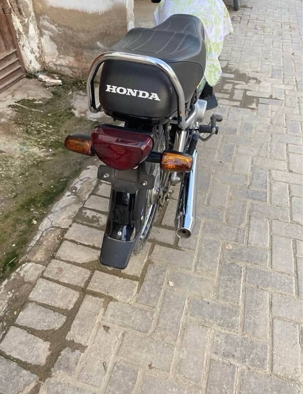 honda cd 70 2023 model karachi number 2