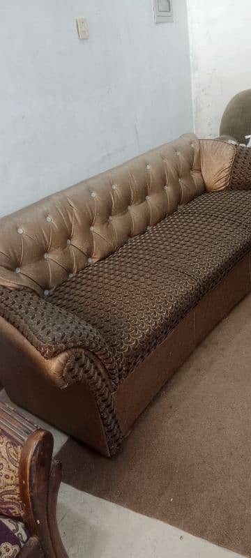 3 seater sofa 0