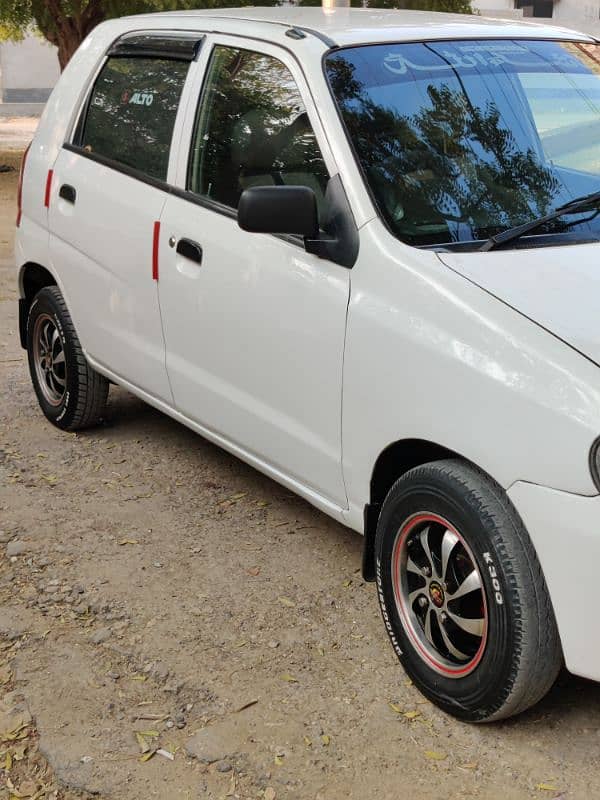 Suzuki Alto 2010 4