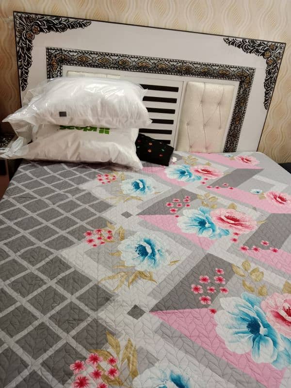 bed for sale of nice quality 0