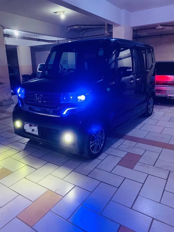 Honda N Box Custom 2014 4