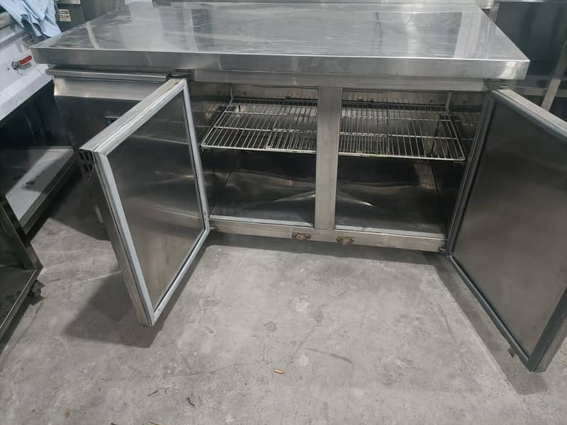 Under counter chiller 5 feet With cooling Stainless steel 0