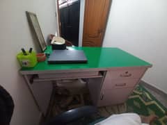 Office Table very high quality