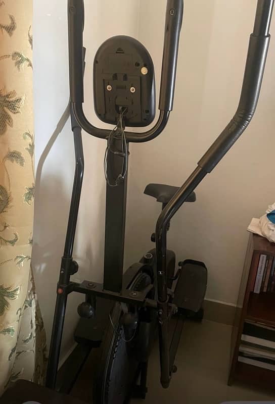 Manual Elliptical ( Slightly Used ) 1