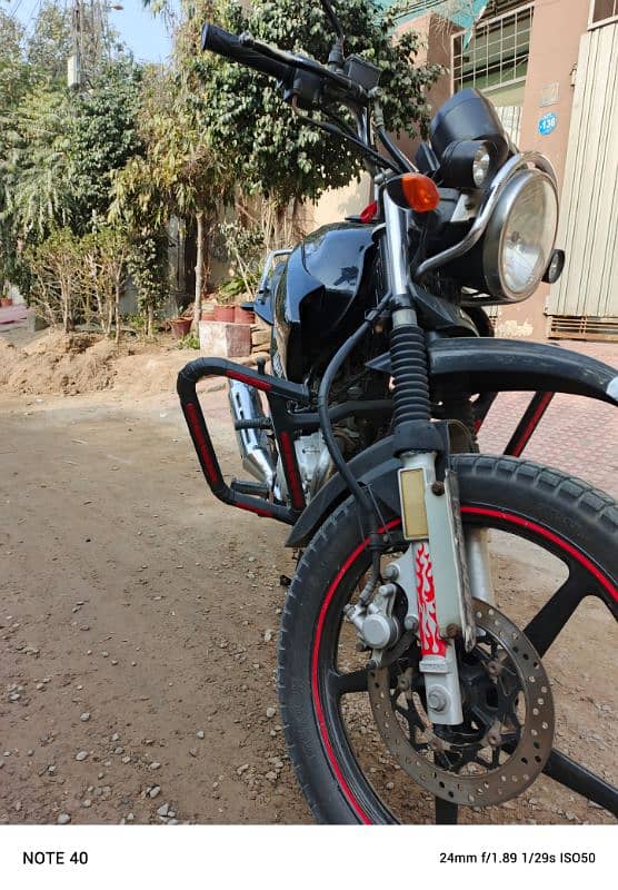 Yamaha YBR125 G Black color for sale 3