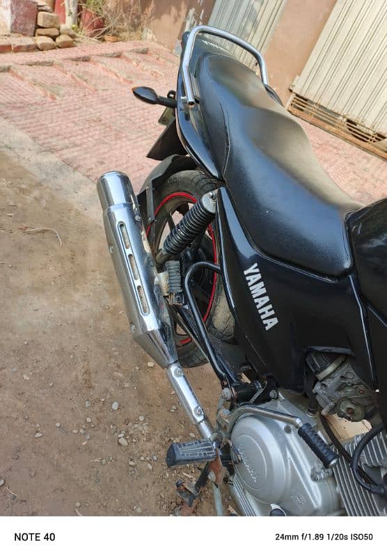 Yamaha YBR125 G Black color for sale 7