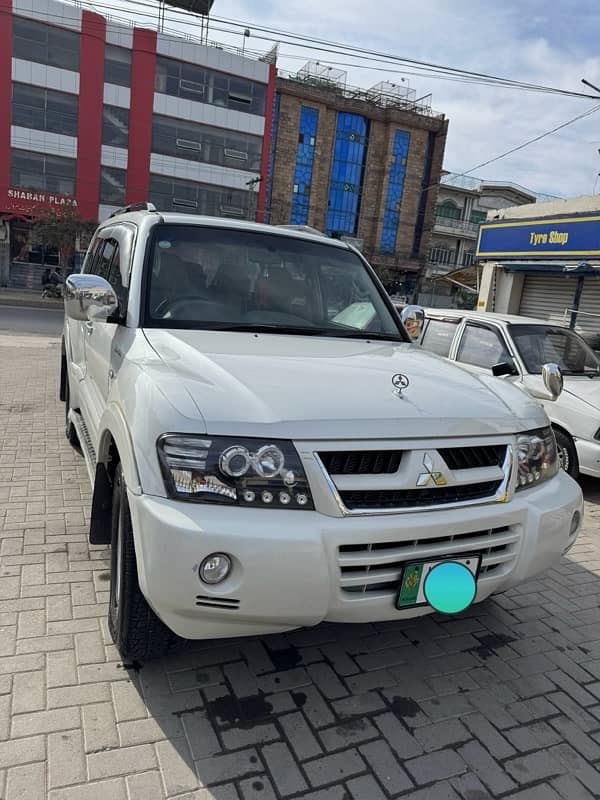 Mitsubishi Pajero 2005 0