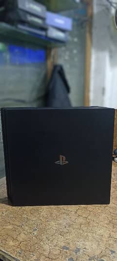 PS4 pro non jailbreak condition 10 by 9.5