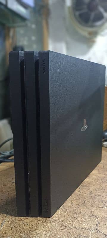 PS4 pro non jailbreak condition 10 by 9.5 1