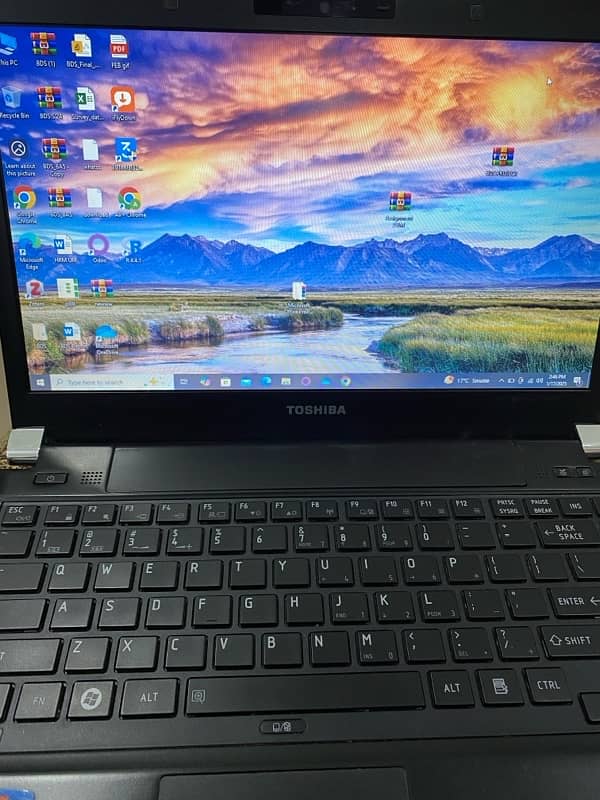 Toshiba Core i5 Gen 3 3