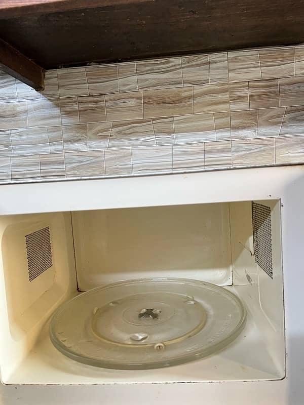 Reliable National Microwave | Great Condition | Affordable Price! 2