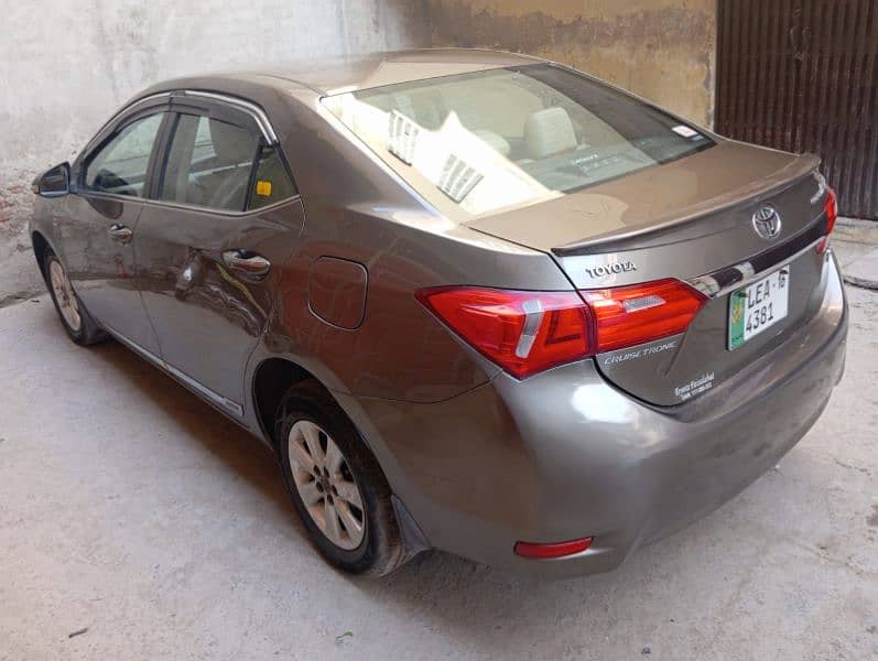 Toyota Corolla Altis 2016 9