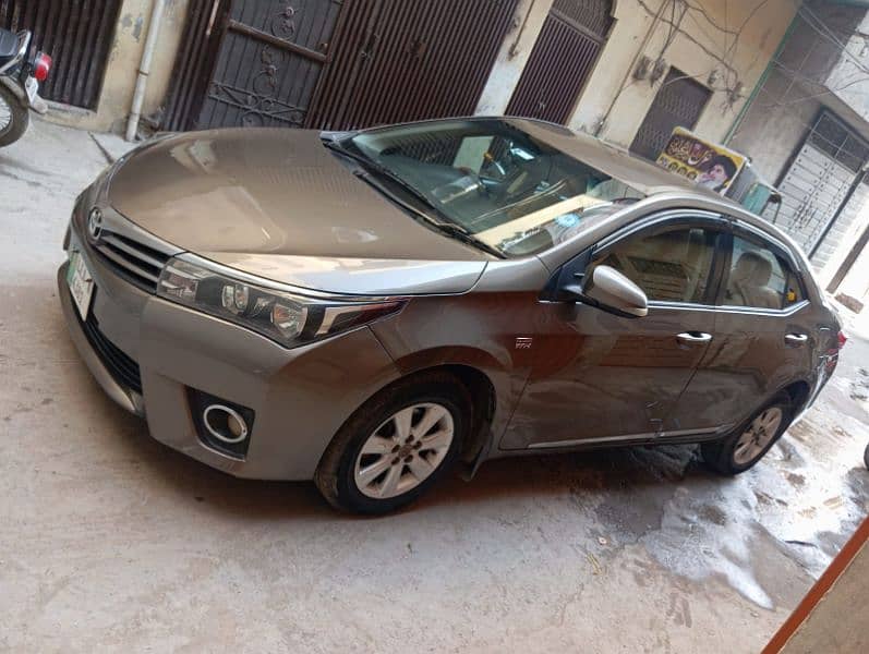 Toyota Corolla Altis 2016 16