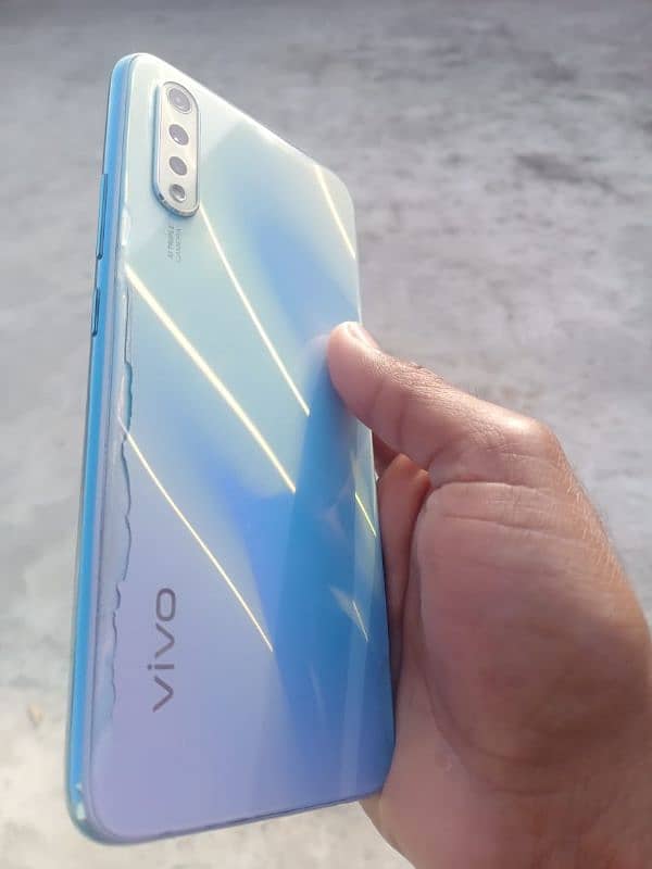 vivo S1 1