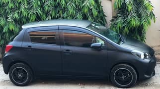 Toyota Vitz 2015